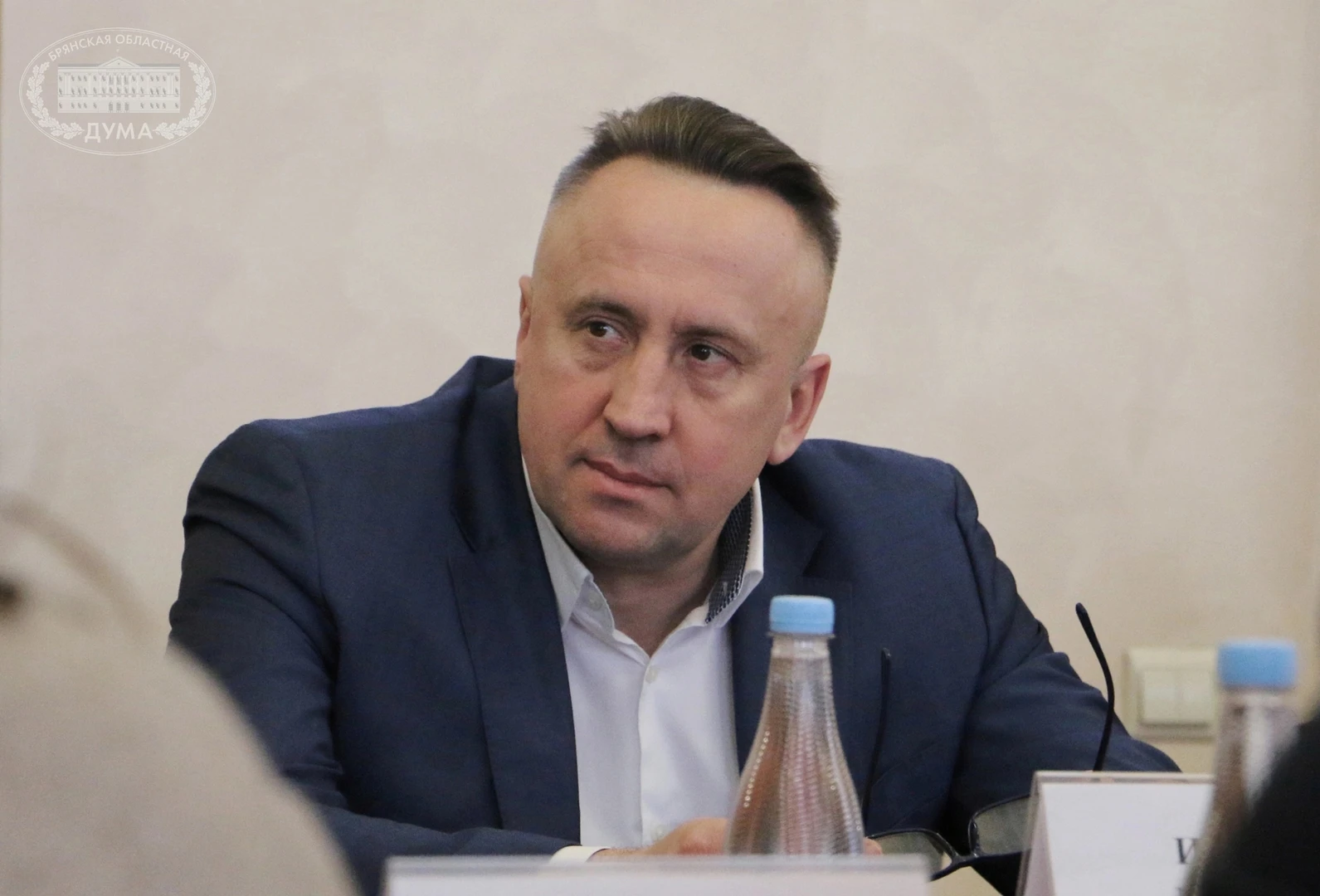 Молодым россиянам предложили отключать интернет во имя демографии 
