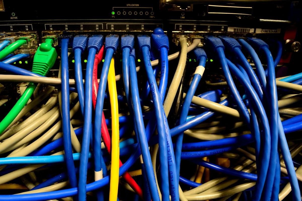 Россиян вновь предупредили о блокировке WhatsApp и VPN